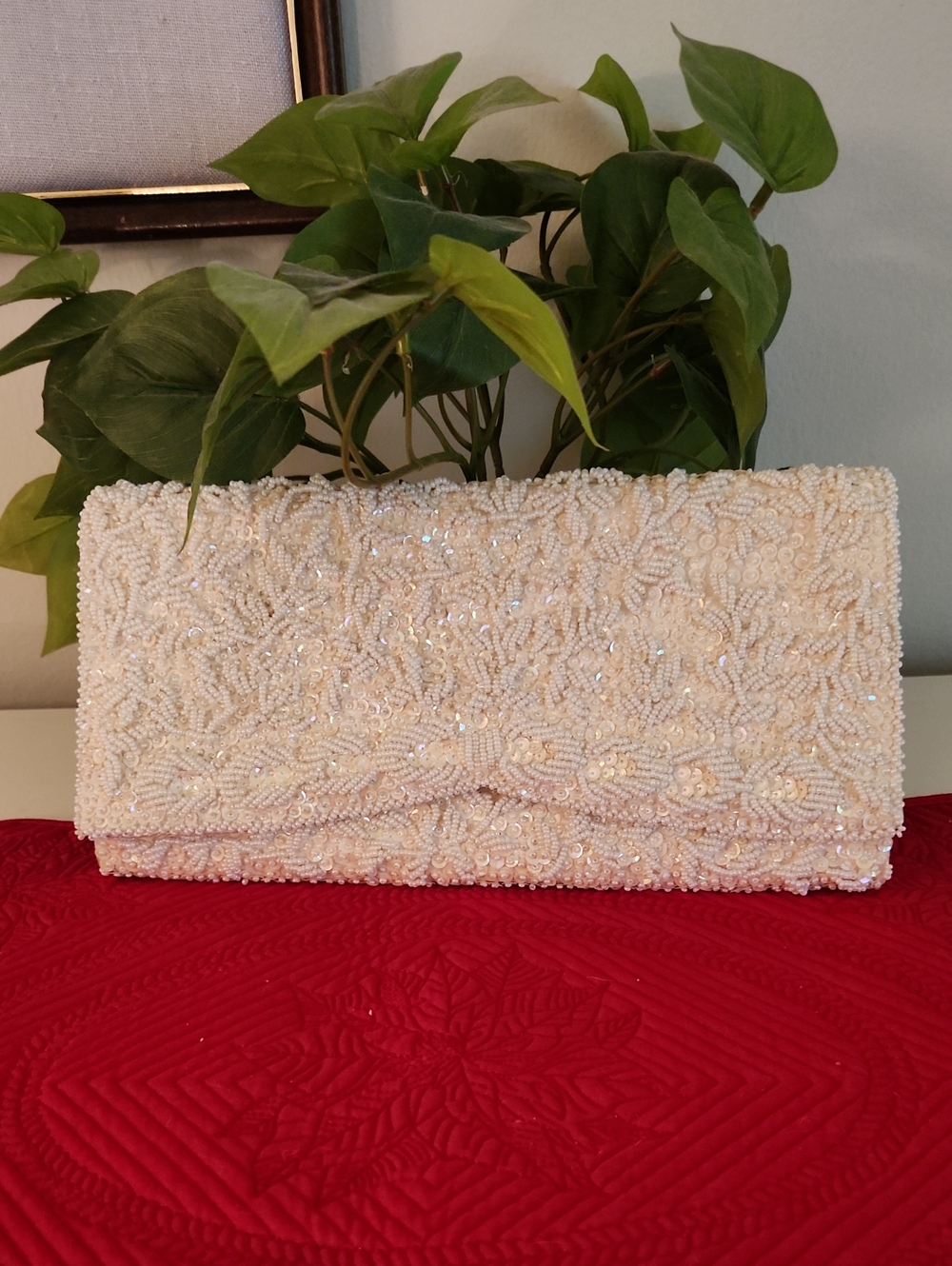 La Regale LTD. Ivory Beaded Sequin Envelope Clutch, Vintage